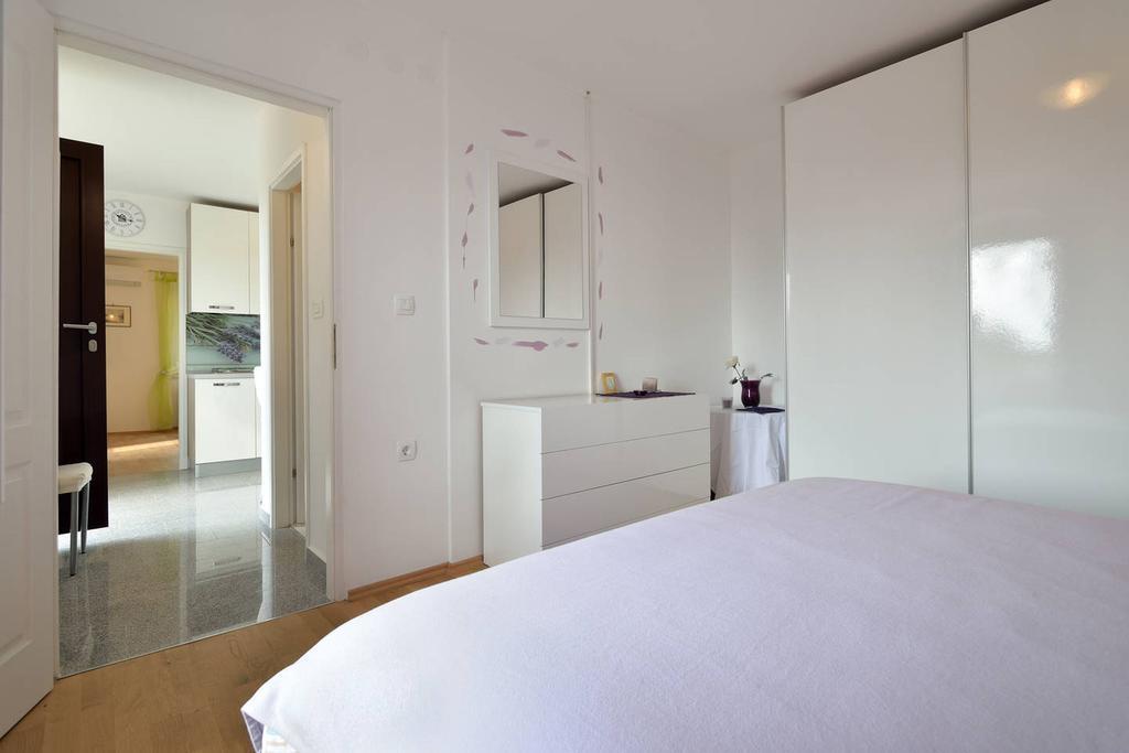 Apartment Opatija Lavanda Rum bild